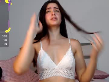 girl
        allisonpalmer cam image #6568823