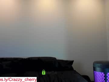 girl
        crazzy_cherry cam image #929354