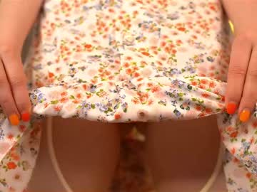 girl
        dietmountaindew_ cam image #6935777