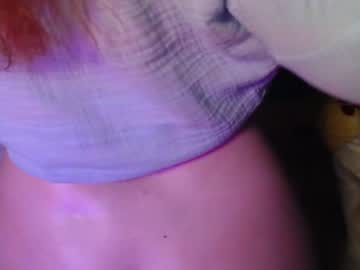 girl
        shinoa_hiiragi cam image #6290424