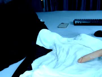 girl
        dee_waters cam image #4780800
