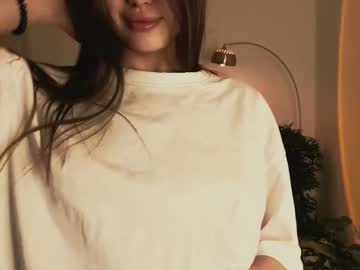 girl
        aryamirelle cam image #6591445