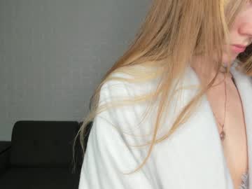 girl
        sandra_buika cam image #1800754