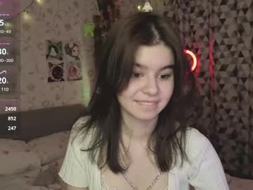 girl
        sladkoezka cam image #6448562