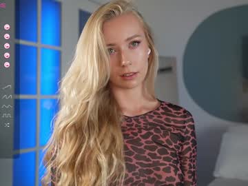 girl
        vika54784 cam image #4646116
