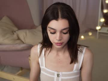 girl
        karina_amiri cam image #4785346