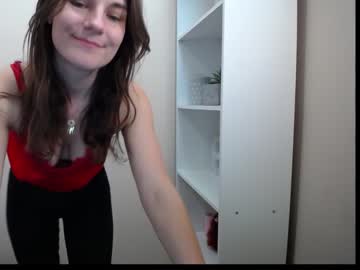 girl
        katy_cole cam image #247546