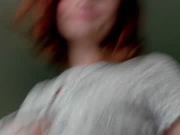 girl
        ketlinrous cam image #2294624