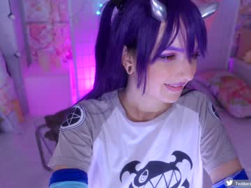 girl
        finleyfae cam image #1757766