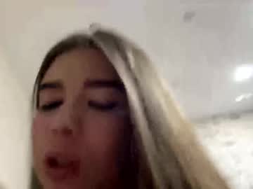 girl
        breeemans cam image #6411902