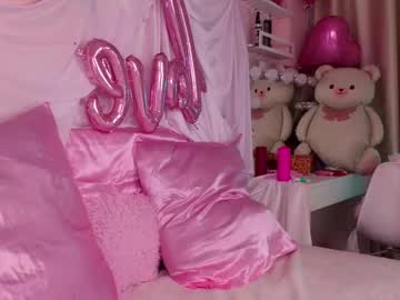 girl
        jollly_belle cam image #6586237