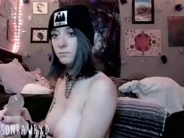 girl
        madisonravenwood cam image #732104