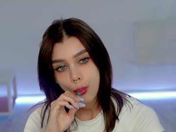 girl
        karina_amiri cam image #4864489
