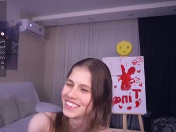 girl
        maydacarls cam image #3903262