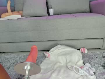 girl
        jeangreybianca cam image #3020816