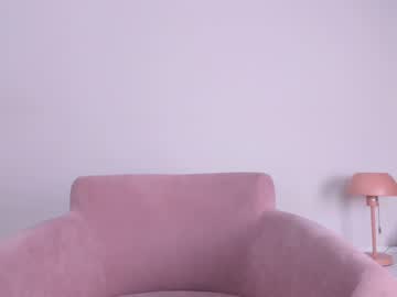 girl
        meowlina cam image #3648214