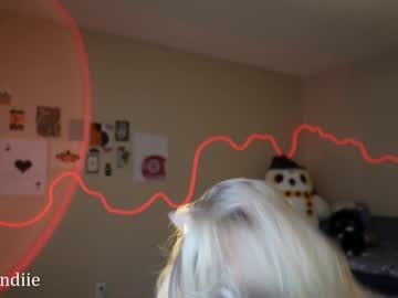 girl
        bestblondiiecb cam image #5900831