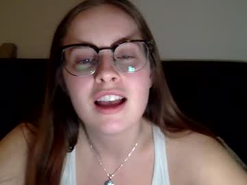 girl
        prettygurl500516 cam image #6268402