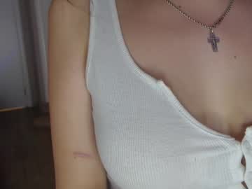 girl Nude Cam Girls Playing Games with agata_krowly
