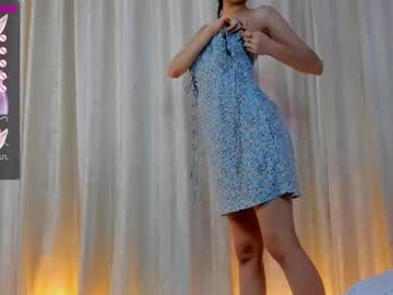 girl
        happy_pastime cam image #100337