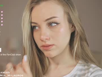 girl
        mia_milagros cam image #1118875