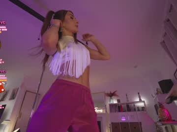 girl
        hannahjames710 cam image #3848330
