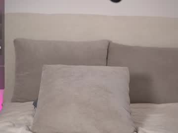 girl
        honeyyykate cam image #4973314