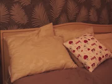 girl
        zarascarlett cam image #3637992