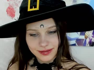 girl
        avrora_deis cam image #2730209