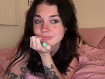 girl
        queencassidyy cam image #4215294