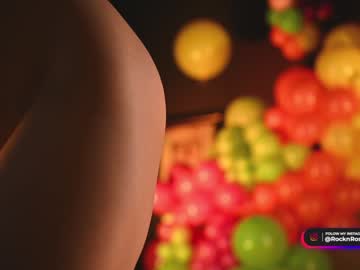 girl
        rocknrose cam image #1097967