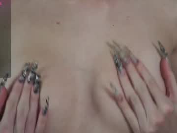 girl
        audreycarvin cam image #6577965
