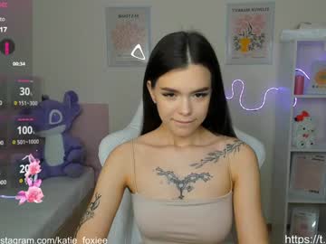 girl
        katiefoxie cam image #5876240