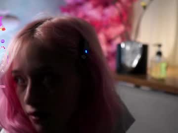 girl
        taitehambelton cam image #6516894