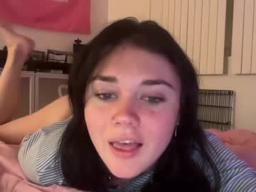 girl
        queencassidyy cam image #3640497