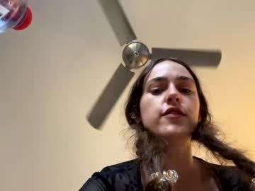 girl
        whoremonal cam image #1816217