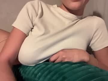 girl
        blair_fox cam image #4729781
