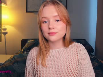 girl
        sun_shiiine cam image #2030995