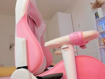 girl
        alice_forfun cam image #4705167