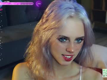 girl
        audreycarvin cam image #4572628