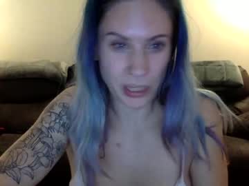 couple Nude Cam Girls Playing Games with sexy_bs
