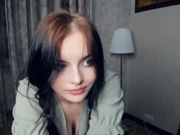 girl
        cute_caprice cam image #1550124