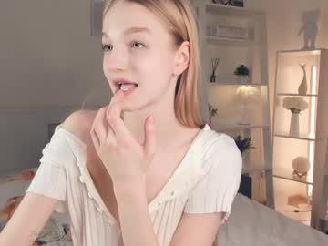 girl
        _magic_smile_ cam image #6661484