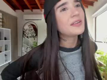 girl
        lonelly_lolly98 cam image #563554