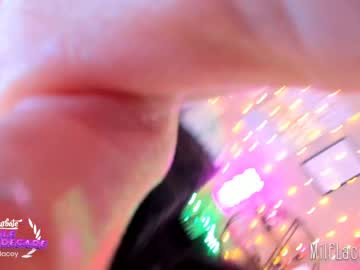 girl
        milf_lacey cam image #586641