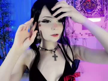 girl
        ronnie_neko cam image #3028671