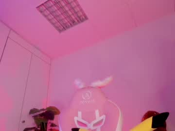 girl
        mynameisnikki cam image #2413441