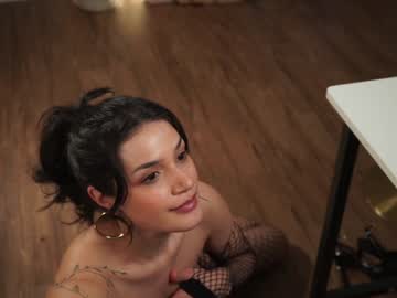 girl
        jadeperez_ cam image #5990124