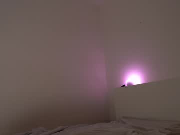 girl
        hunytea cam image #5876414