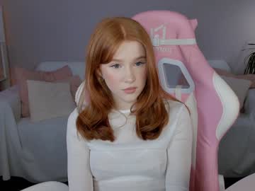 girl
        leahsthetics cam image #6341909